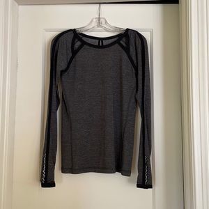 Lululemon Grey Long Sleeve Shirt